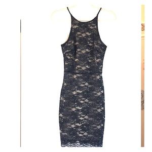 AQUA Lace Bodycon Dress
